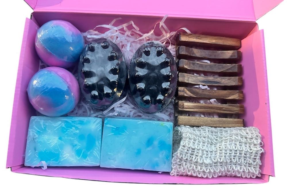 Handmade Spa Gift Box – Natural Soaps & Bath Bombs